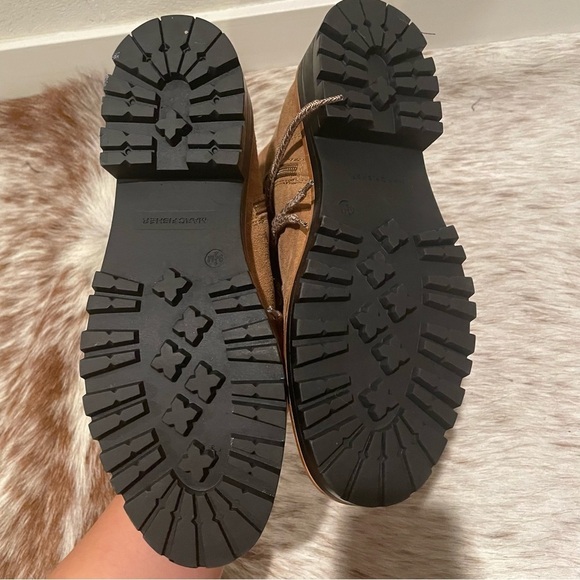 NWOB Marc Fisher Izma Boot Size 9.5 Shearling Suede Lace Up Combat Boots, Brown - Picture 3 of 13